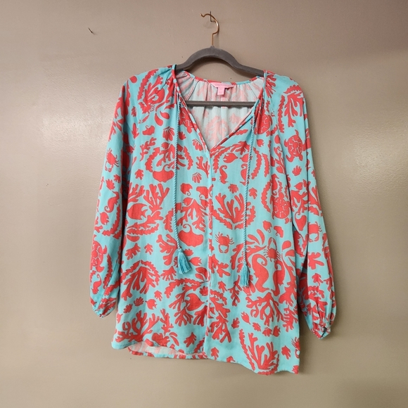 3 piece bundle: Blue Rain boho top,s;  Lilly Pulitzer top, xs;sz 29 white shorts - Picture 4 of 12